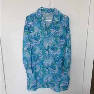Lilly Pulitzer Vibrant Blue and Green woman’s tunic length Shirt…like new
